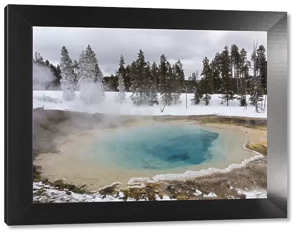 Silex Spring in winter in Yellowstone National Park, Wyoming, USA