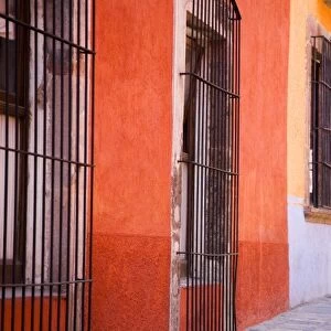 North America, Mexico, Guanajuato state, San Miguel de Allende. Colorful houses along the street