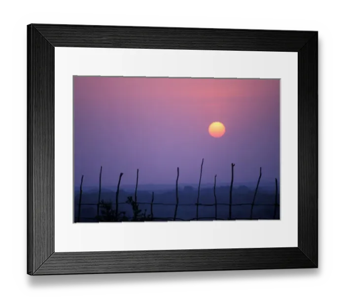 Framed Print : Sunsets over the fields surrounding a Karo village in the Omo river area, Ethiopia Framed Print : Sunsets over the fields surrounding a Karo village in the Omo river area, Ethiopia