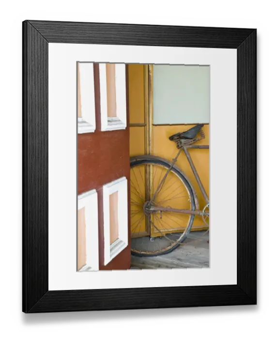 Framed Print : AUSTRALIA, Queensland, Fraser Coast, Maryborough. Brennan & Geraghtys Store