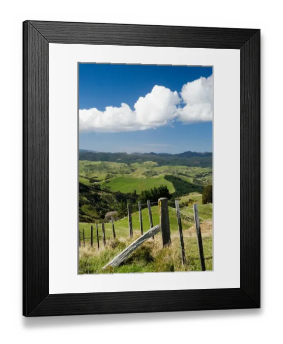 Framed Print : Farmland near Martinborough, Wairarapa, North Island, New Zealand Framed Print : Farmland near Martinborough, Wairarapa, North Island, New Zealand