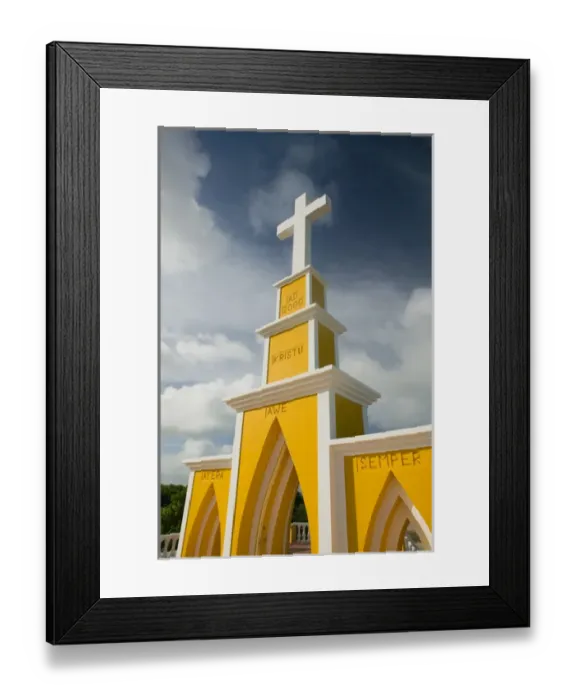 Framed Print : ABC Islands - BONAIRE - Seru Largu: Memorial Cross atop Seru Largu (el. 123 meters) Framed Print : ABC Islands - BONAIRE - Seru Largu: Memorial Cross atop Seru Largu (el. 123 meters)