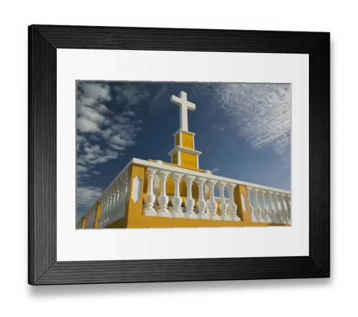 Framed Print : ABC Islands - BONAIRE - Seru Largu: Memorial Cross atop Seru Largu (el. 123 meters) Framed Print : ABC Islands - BONAIRE - Seru Largu: Memorial Cross atop Seru Largu (el. 123 meters)