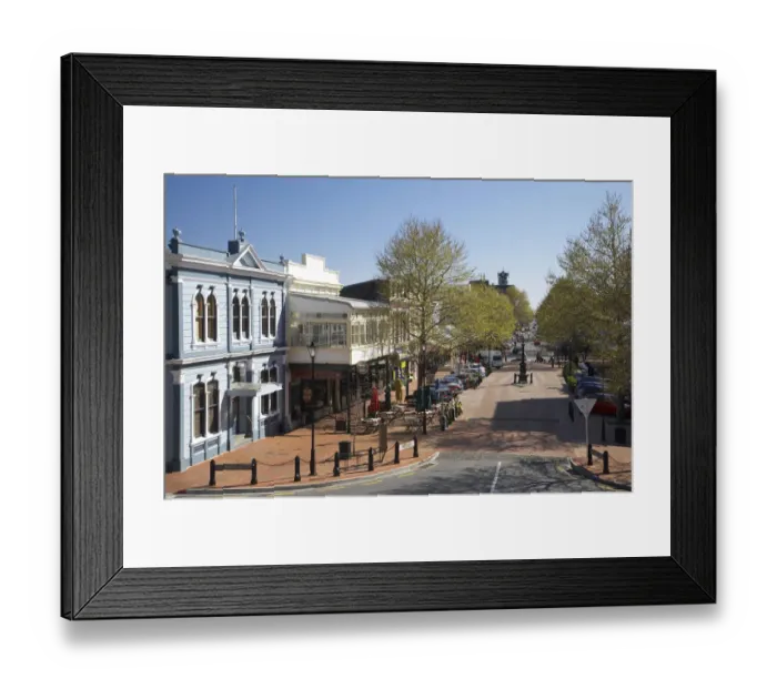 Framed Print : Trafalgar Street, Nelson, South Island, New Zealand