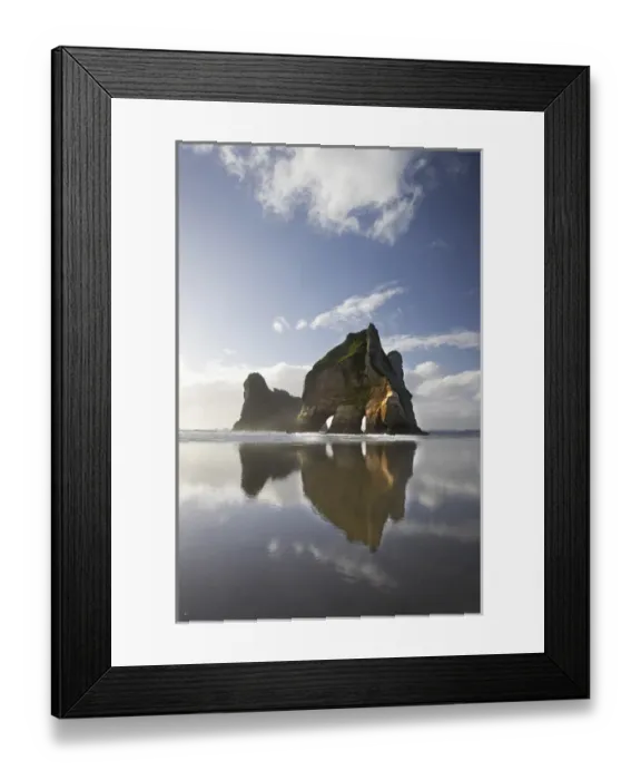Framed Print : Archway Islands Reflected in Wet Sands of Wharariki Beach, near Cape Farewell, North