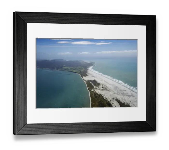 Framed Print : Farewell Spit and Golden Bay (left), Tasman Sea (right), Nelson Region, South Island