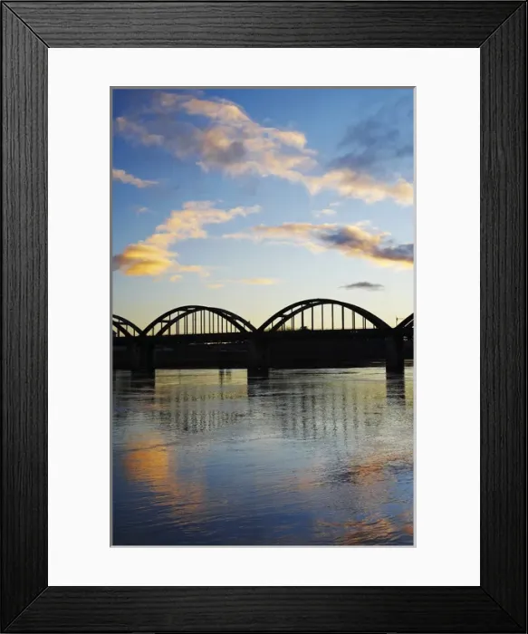 Framed Print : New Zealand, South Island, South Otago, Balclutha Bridge at Sunset, Clutha River Framed Print : New Zealand, South Island, South Otago, Balclutha Bridge at Sunset, Clutha River