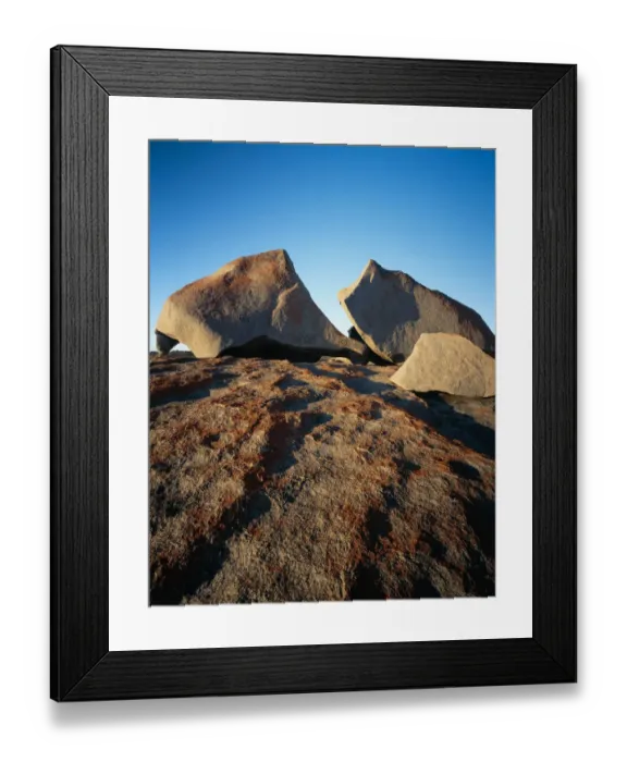 Framed Print : Split granite boulder at The Remarkable Rocks at Flinders Chase Nat l Park on Kangaroo Island Framed Print : Split granite boulder at The Remarkable Rocks at Flinders Chase Nat l Park on Kangaroo Island