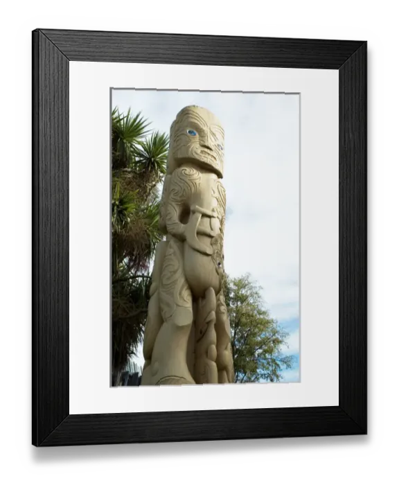 Framed Print : Maori Sculpture, Christchurch City Park, New Zealand Framed Print : Maori Sculpture, Christchurch City Park, New Zealand
