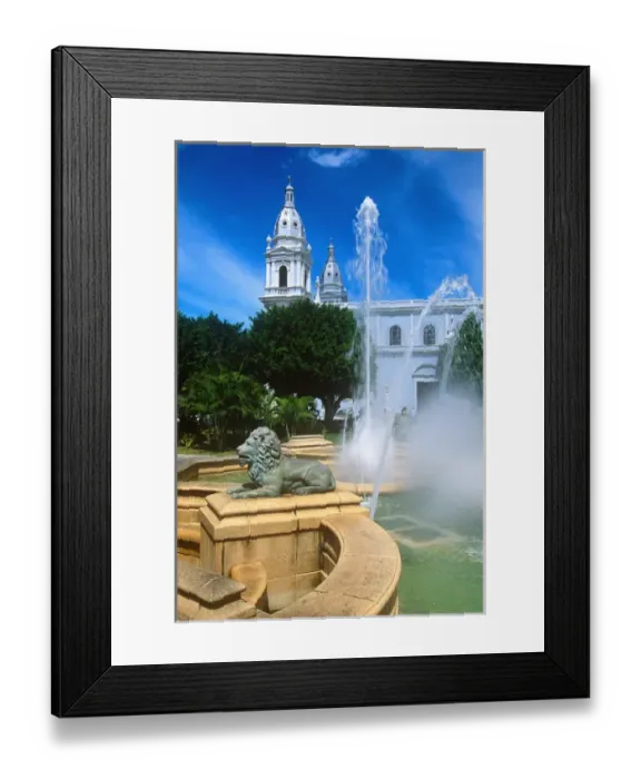 Framed Print : Ponce, historic town center with water fountains