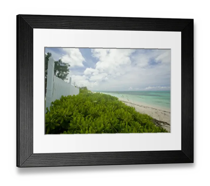 Framed Print : Beautiful beach areas of Grace Bay in Provodenciales, Turks and Caicos Framed Print : Beautiful beach areas of Grace Bay in Provodenciales, Turks and Caicos