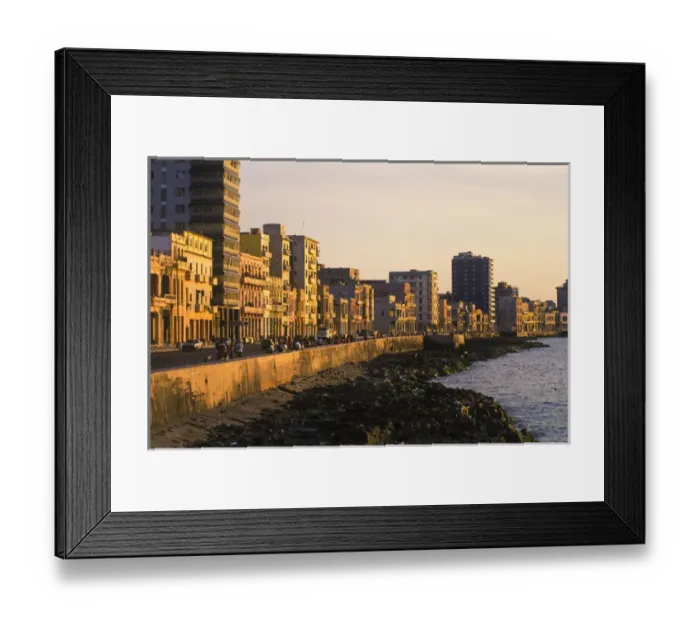 Framed Print : The famous Malecon on the waterfront in the Old City of Havana