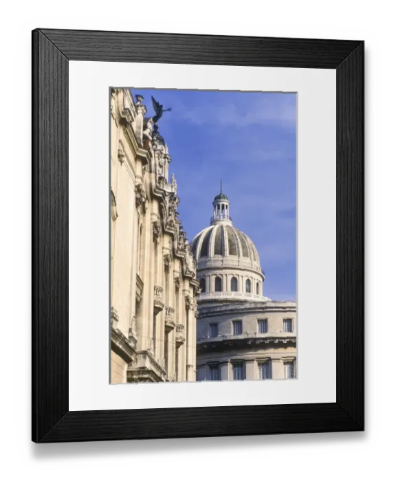 Framed Print : The Gran Teatro de la Habana. One of the worlds greatest opera houses