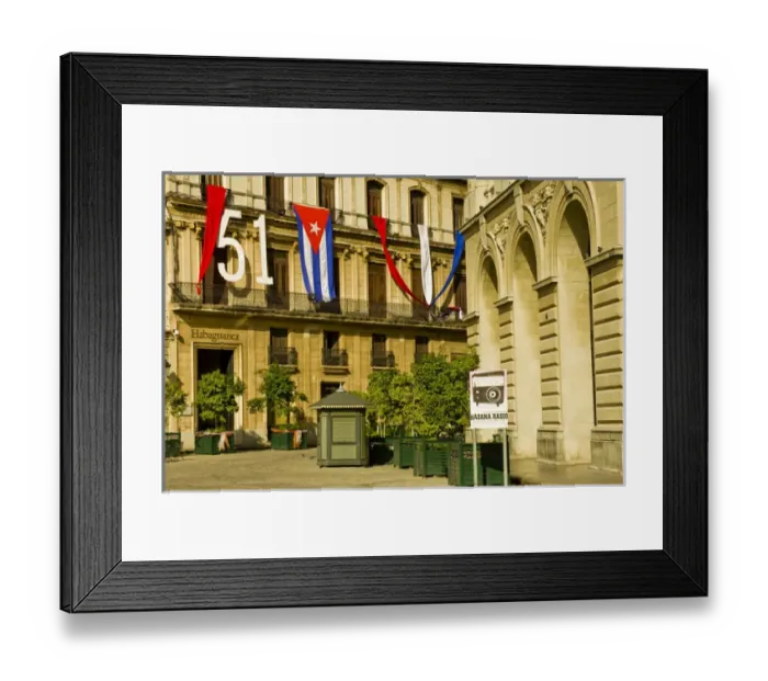 Framed Print : Picturesque Plaza de St. Francis in Old Havana, Cuba Framed Print : Picturesque Plaza de St. Francis in Old Havana, Cuba