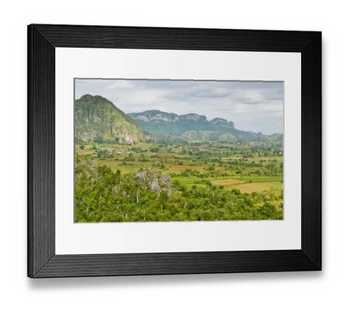 Framed Print : The limestone cliffs of the Vinales Valley, Valle de Vinales in Pinar del Rio, Cuba Framed Print : The limestone cliffs of the Vinales Valley, Valle de Vinales in Pinar del Rio, Cuba