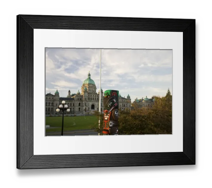 Framed Print : Inner Harbour, Victoria, capital of British Columbia, Canada