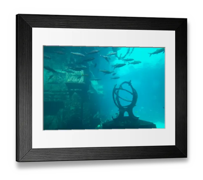 Framed Print : BAHAMAS-New Providence Island-Nassau: Atlantis Resort & Casino / Paradise Island Framed Print : BAHAMAS-New Providence Island-Nassau: Atlantis Resort & Casino / Paradise Island