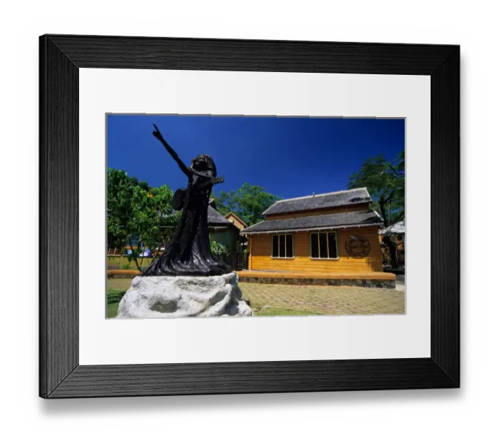 Framed Print : Jamaica, Ocho Rios, Island Village. Bob Marley statue Framed Print : Jamaica, Ocho Rios, Island Village. Bob Marley statue