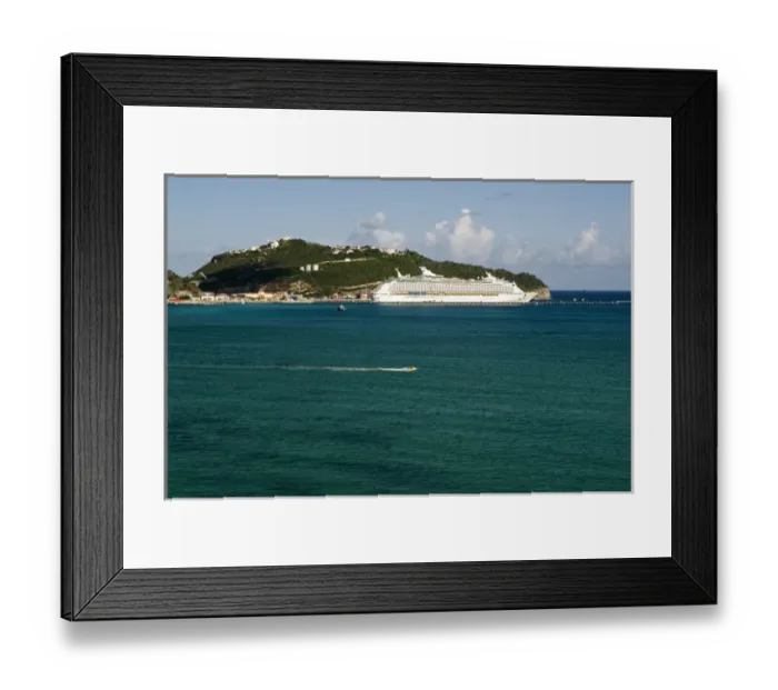 Framed Print : Royal Caribbean cruise ship in port at Great Bay, Philipsburg, St. Maarten (Dutch side of island) Framed Print : Royal Caribbean cruise ship in port at Great Bay, Philipsburg, St. Maarten (Dutch side of island)