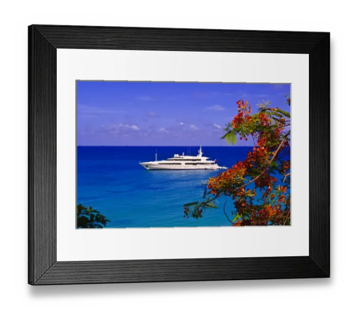 Framed Print : St. Martin / Maarten. Yacht off Long Beach (Baie Longue) Framed Print : St. Martin / Maarten. Yacht off Long Beach (Baie Longue)