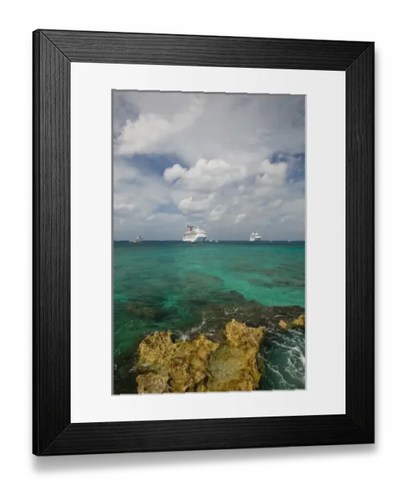 Framed Print : CAYMAN ISLANDS - GRAND CAYMAN - Georgetown: Cruise Ships Framed Print : CAYMAN ISLANDS - GRAND CAYMAN - Georgetown: Cruise Ships