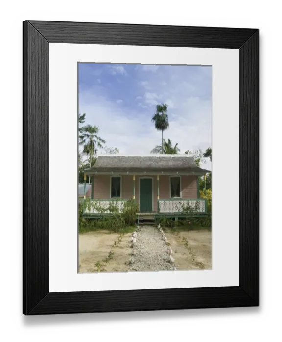 Framed Print : CAYMAN ISLANDS - GRAND CAYMAN - Frank Sound: Queen Elizabeth 2 Botanic Park - Heritage