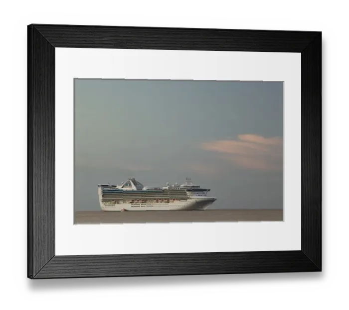 Framed Print : CAYMAN ISLANDS - GRAND CAYMAN - Georgetown: Cruise Ship / Sunset Framed Print : CAYMAN ISLANDS - GRAND CAYMAN - Georgetown: Cruise Ship / Sunset