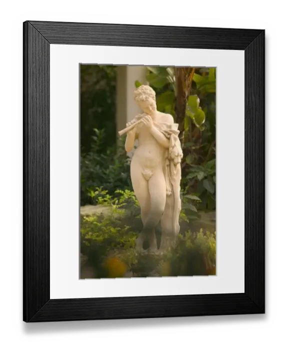 Framed Print : Caribbean, TURKS & CAICOS-Providenciales Island-Grace Bay: Statue- French Framed Print : Caribbean, TURKS & CAICOS-Providenciales Island-Grace Bay: Statue- French