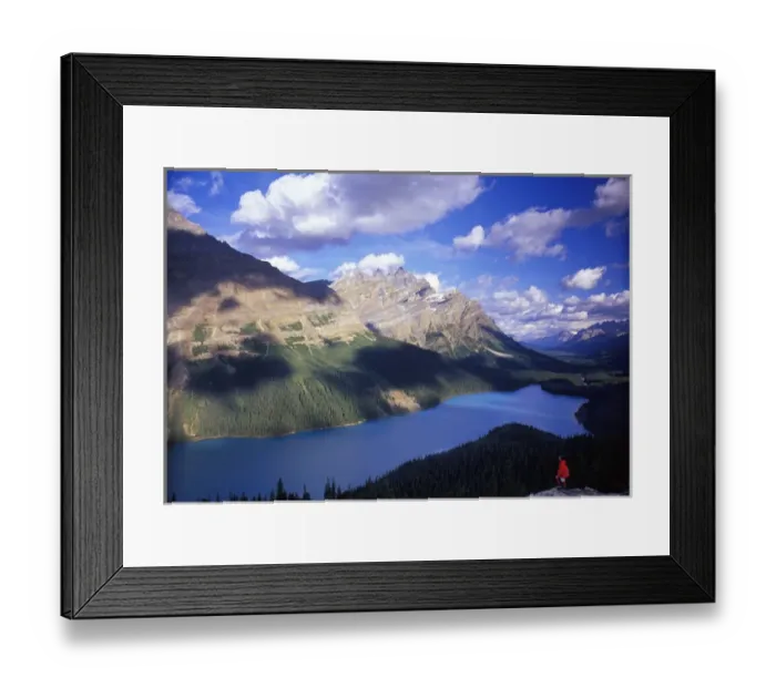 Framed Print : Hiker in red jacket overlooking Peyto Lake, Banff National Park, Canada Framed Print : Hiker in red jacket overlooking Peyto Lake, Banff National Park, Canada