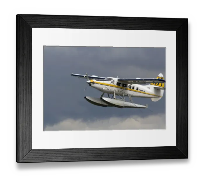 Framed Print : Seaplane flying at Port Vancouver in British Columbia, Canada