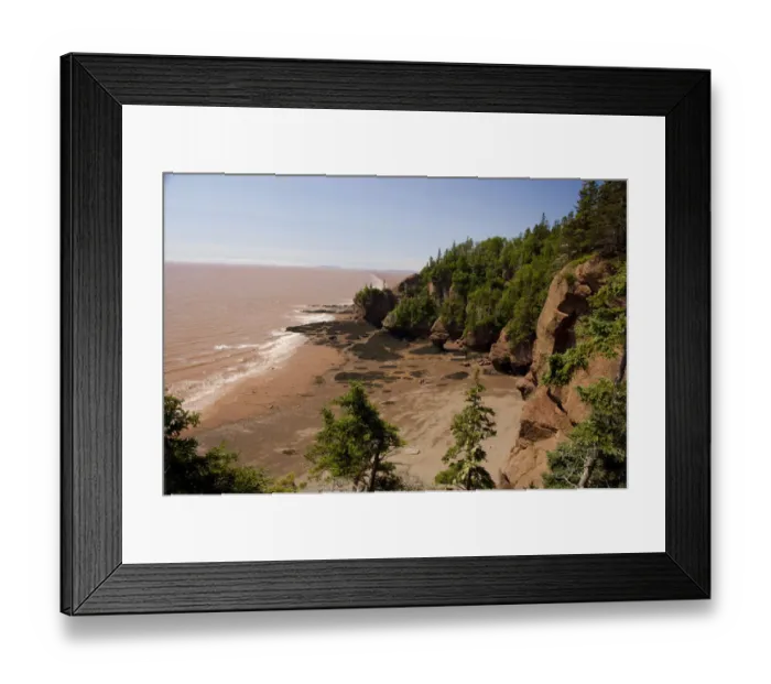 Framed Print : Canada, New Brunswick, Hopewell Cape, Bay of Fundy. Hopewell Rocks at low tide. Big Framed Print : Canada, New Brunswick, Hopewell Cape, Bay of Fundy. Hopewell Rocks at low tide. Big