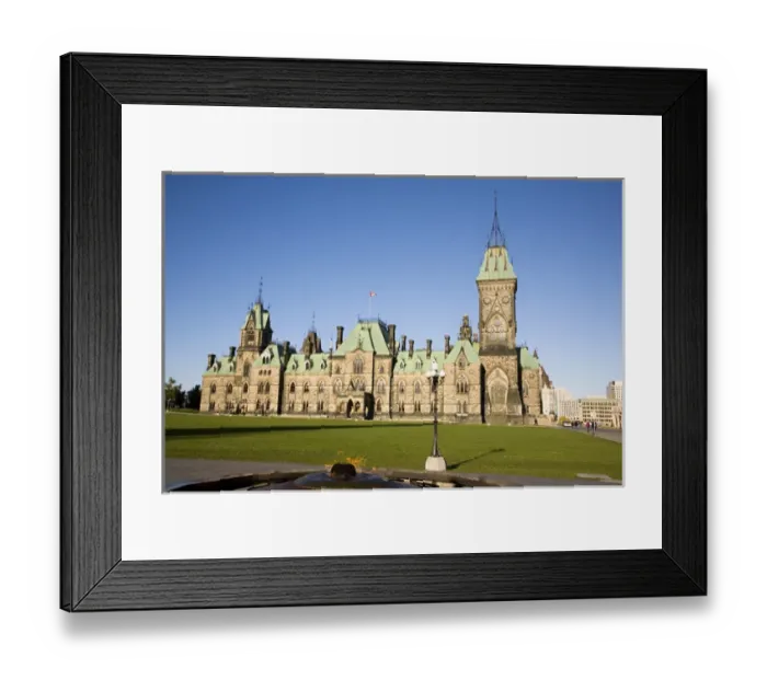 Framed Print : Parliment Building in Ottawa, Ontario, Canada Framed Print : Parliment Building in Ottawa, Ontario, Canada