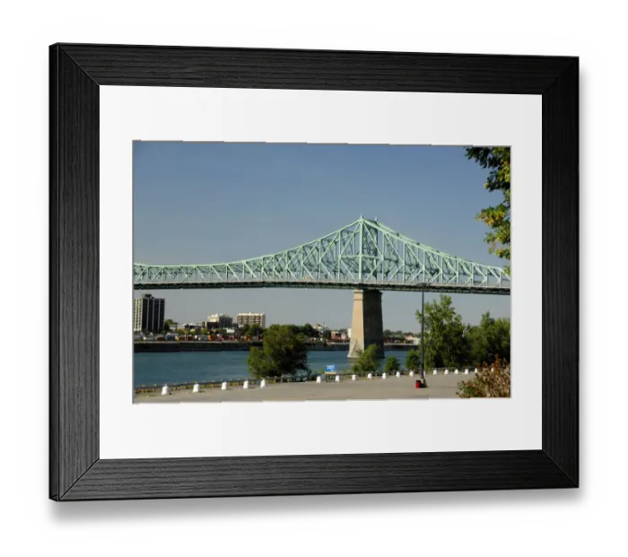 Framed Print : Canada, Quebec, Montreal, Ile-Sainte-Helene, bridge. IMAGE RESTRICTED: Not available Framed Print : Canada, Quebec, Montreal, Ile-Sainte-Helene, bridge. IMAGE RESTRICTED: Not available