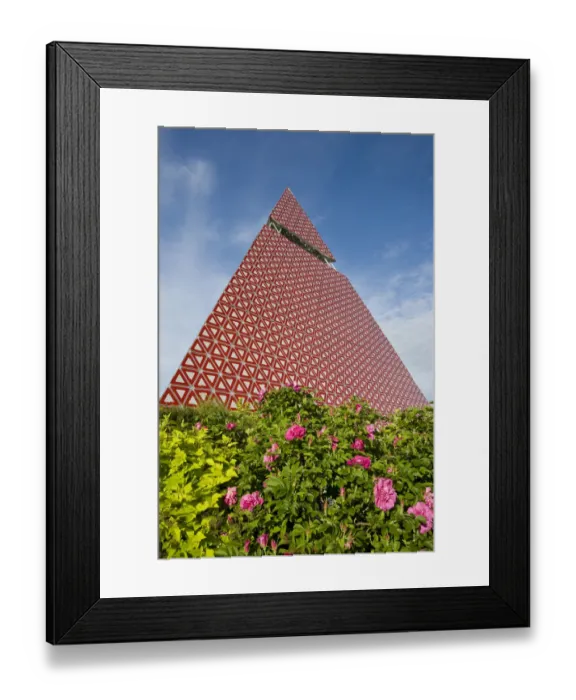 Framed Print : Pyramid des Ha! Ha! in the town of La Baie in Ville Saguenay Framed Print : Pyramid des Ha! Ha! in the town of La Baie in Ville Saguenay