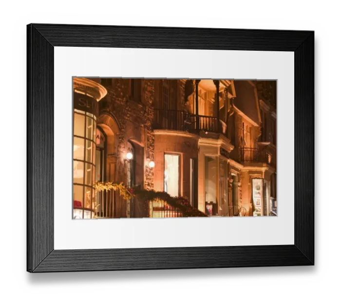 Framed Print : Canada-Quebec-Montreal: Evening View of Crescent Street rue Crescent / Winter Framed Print : Canada-Quebec-Montreal: Evening View of Crescent Street rue Crescent / Winter