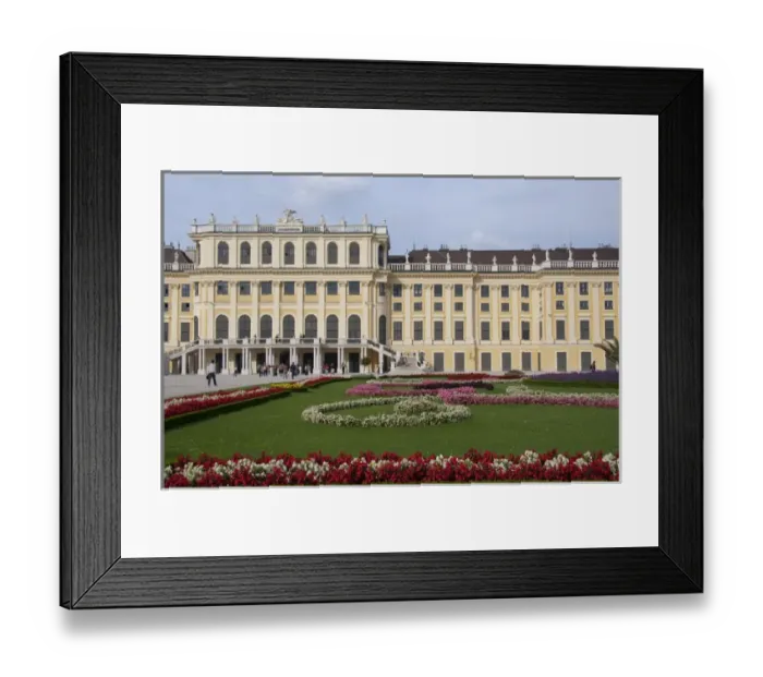 Framed Print : Austria, Vienna. Maria Theresas Baroque / Rococo Schonbrunn Palace (aka Schlob Schonbrunn) Framed Print : Austria, Vienna. Maria Theresas Baroque / Rococo Schonbrunn Palace (aka Schlob Schonbrunn)