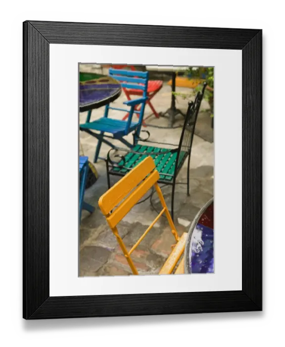Framed Print : AUSTRIA-Vienna : Kunsthaus Wien / Art Museum designed by F. Hundertwasser Framed Print : AUSTRIA-Vienna : Kunsthaus Wien / Art Museum designed by F. Hundertwasser