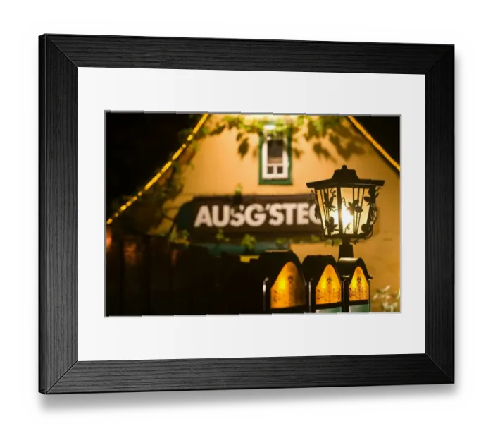 Framed Print : AUSTRIA-Vienna (Grinzing): Heurigen - Wine Taverns  /  Exterior Famous Wine Tavern