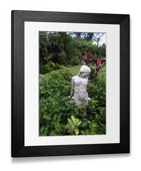 Framed Print : Classic statues at the Elegant Ocean Club in Paradise Islands Bahamas part of
