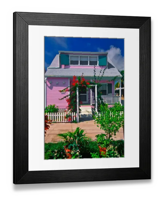 Framed Print : Loyalist home from the 1900s in Hope Town, Elbow cay, Abaco Islands, Bahamas Framed Print : Loyalist home from the 1900s in Hope Town, Elbow cay, Abaco Islands, Bahamas