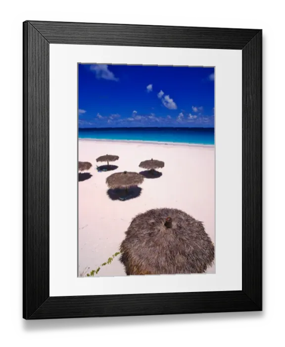 Framed Print : Pink Sand Beach, Harbour Island, Bahamas