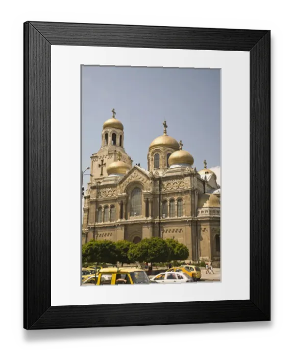 Framed Print : Downtown Varna, Bulgaria, Eastern Europe Framed Print : Downtown Varna, Bulgaria, Eastern Europe