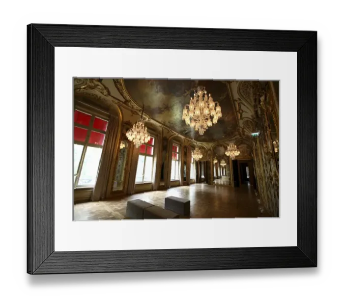 Framed Print : Crystal chandeliers decorating the main hall of Galerie-Musee Baccarat. Paris. France