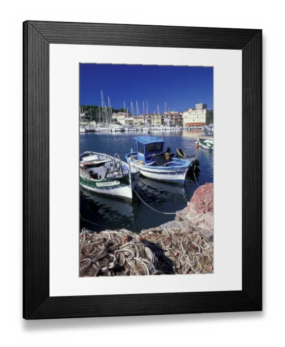 Framed Print : France, Sanary Sur Mer harbor Framed Print : France, Sanary Sur Mer harbor