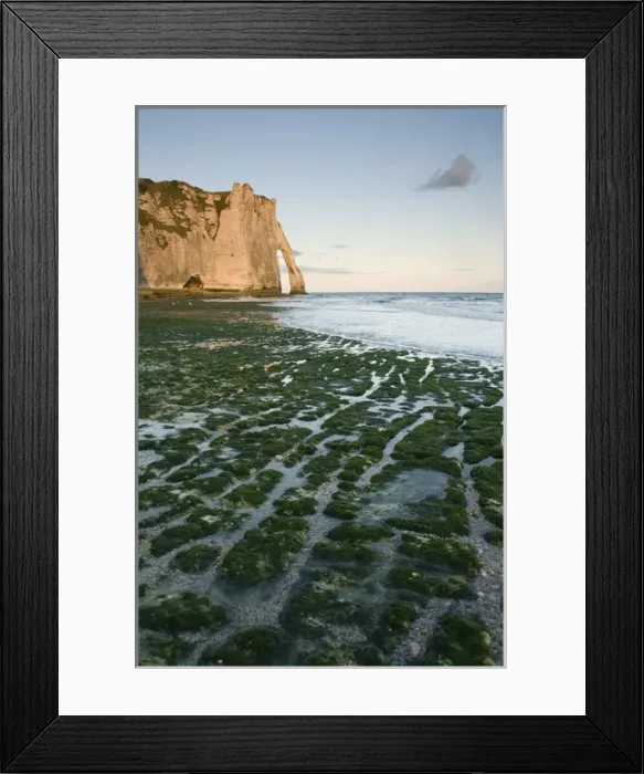 Framed Print : Porte d Aval arch, Etretat, Normandy, FRANCE