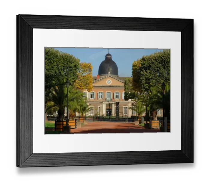 Framed Print : France, Burgundy, Macon, Square de la Paix Framed Print : France, Burgundy, Macon, Square de la Paix