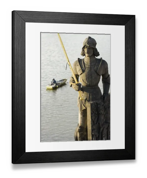 Framed Print : Statue of the knight Bruncvik, Charles Bridge, Prague, Capital city of Czech, UNESCO Framed Print : Statue of the knight Bruncvik, Charles Bridge, Prague, Capital city of Czech, UNESCO