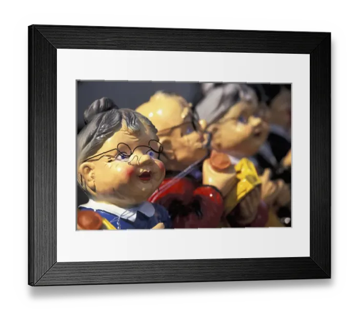 Framed Print : Europe, Czech Republic, West Bohemia, Karlovy Vary (Carlsbad) Decorative sculptures