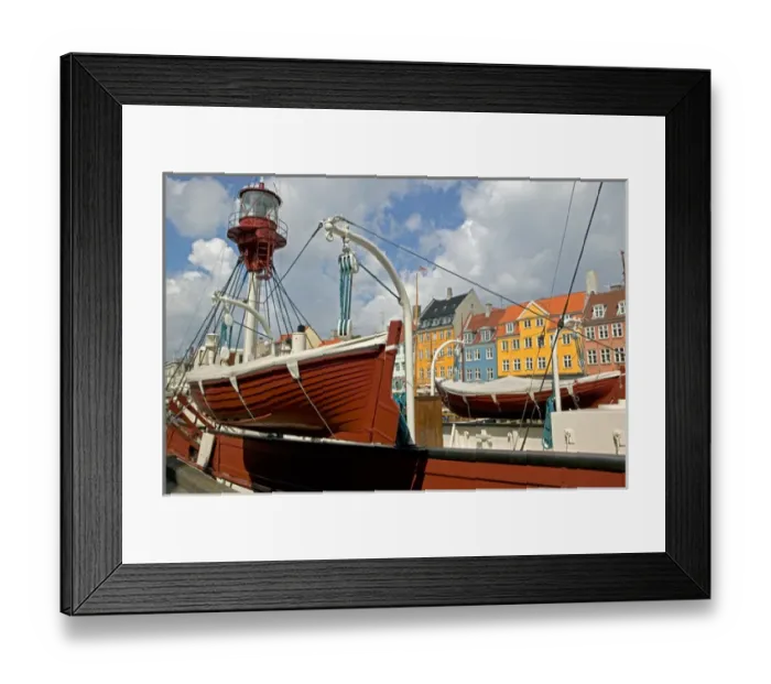 Framed Print : Nyhavn, Copenhagen, Denmark Framed Print : Nyhavn, Copenhagen, Denmark