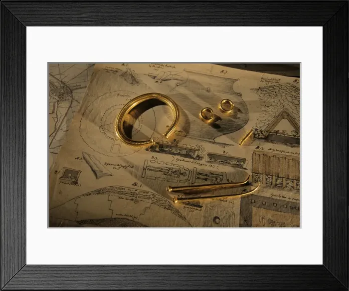 Framed Print : Leubingen burial of princely goods, rings, bracelets, gold swords, Sky Disk; Bronze Framed Print : Leubingen burial of princely goods, rings, bracelets, gold swords, Sky Disk; Bronze